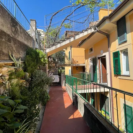 Casa Irene Terrazza Vista Mare E Garage Lejlighed